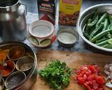 A picture of step 1 of Restaurant style bhindi masala.