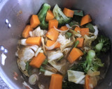 Foto del paso 2 de la receta: Calabaza con amigas de la huerta