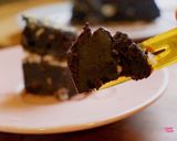 Foto langkah ke 8 dari resep Oreo Cake Dua Bahan dengan Rice Cooker.