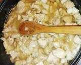 Tejszínes fokhagymás-gombás sült csirkemell recept fázis 2 fotója