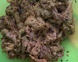 A picture of step 4 of Beef Pasanday in western style.