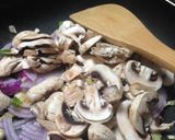 Foto del paso 2 de la receta: Salteado de Moyoshi (broto) con Champiñones y vegetales