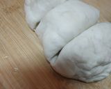 A picture of step 4 of Bunny chow stuff in gobhi awadhi.