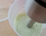 Foto del paso 2 de la receta: Licuado de pepino, albahaca, limón y jengibre fresco