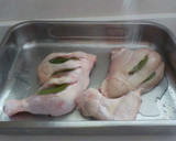 Foto del paso 9 de la receta: Pollo al limón asado al horno