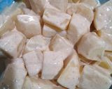 A picture of step 3 of Crispy potatoes chunks.
