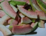 Foto langkah ke 1 dari resep Setup Jambu Biji.