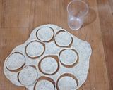Foto del paso 5 de la receta: Galletitas con semillas😋