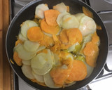 Foto del paso 2 de la receta: Revuelto de verduras con boniato