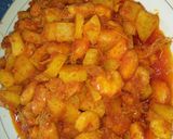 Foto langkah ke 4 dari resep Sambal goreng udang dan kentang.