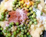 A picture of step 3 of Aloo Matar Samosa.