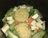 Foto langkah ke 5 dari resep Mi Sayur Rice Cooker.