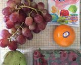 Foto langkah ke 1 dari resep Puding Buah Simpel🍓🥭🍇.