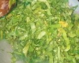 A picture of step 1 of Spinach Soup.
