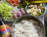 A picture of step 1 of NASI GORANG (Veg.).
