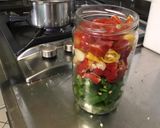 Une image de l'étape 10 de Trio de piments, tomates cerises, ail et herbes aromatiques au vinaigre.