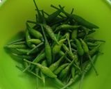 Foto langkah ke 1 dari resep Acar Cabe Rawit.