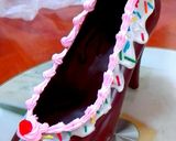Foto del paso 7 de la receta: Tacón de Chocolate con Bombones Rellenos