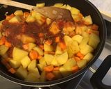 Une image de l'étape 9 de Pommes de terre et carottes sautées marinées.