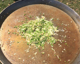 Foto del paso 3 de la receta: Paella campera a fuego para un regimiento