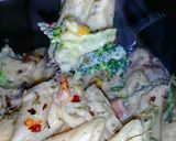 A picture of step 20 of White Sauce Pasta.