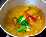 รูปขั้นตอนการทำที่ 7 ของ แกงกะทิไก่ใส่มะเขือเปราะ
