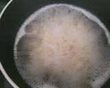 A picture of step 2 of Quick Macaroni with Bechamel.
