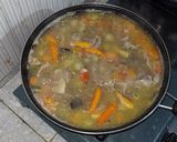 Foto langkah ke 8 dari resep Asem Asem Iga dan Daging Sapi.