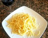 Foto del paso 6 de la receta: Espaguetis con queso pecorino, gouda, pimienta