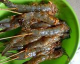 Foto langkah ke 2 dari resep Udang bakar madu.