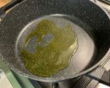 Une image de l'étape 9 de Navets blancs et carottes à l'ail noir et martini rouge.