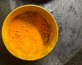 A picture of step 1 of Healthy yellow Lemonade.
