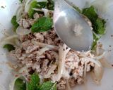 รูปขั้นตอนการทำที่ 3 ของ ลาบอีสานหมูสับ คลีน