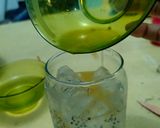 Foto langkah ke 3 dari resep Es jeruk kasturi.