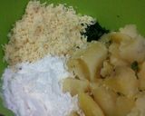 Foto langkah ke 1 dari resep Stik Kentang Keju.