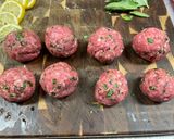 A picture of step 3 of Cheese Tortelloni and Parmesan Meatball.