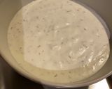 Foto del passaggio 1 della ricetta Crema di burrata al timo, zeste di limone e gamberone croccante all'arancia