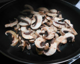 Foto del paso 6 de la receta: Empanados de Lomo de Cerdo