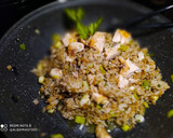 Foto del paso 4 de la receta: Wok de Arroz con Puerro y Salmón