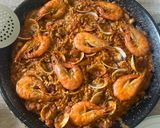 A picture of step 9 of Seafood Paella with Socarrat.