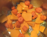 Foto del paso 1 de la receta: Crema de calabaza y calabacín