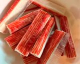 Gambar langkah 1 resipi Crispy Crab Stick.