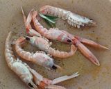 Foto del passaggio 5 della ricetta Couscous con crostacei e verdure