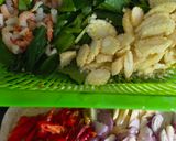 Foto langkah ke 1 dari resep Asam Manis Udang Simple.