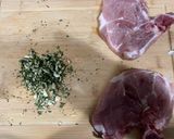 Foto del paso 3 de la receta: Chuletas de aguja con ajo y perejil