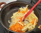 Foto langkah ke 2 dari resep Tumis Telur Puyuh Putren Wortel.