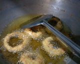 Foto langkah ke 4 dari resep Onion rings.