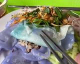 Hình bước làm 4 của món Bánh cuốn hoa đậu biếc tráng chảo