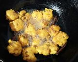 A picture of step 2 of Pakoda.