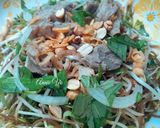 Hình bước làm 3 của món Gỏi gân bò rau muống